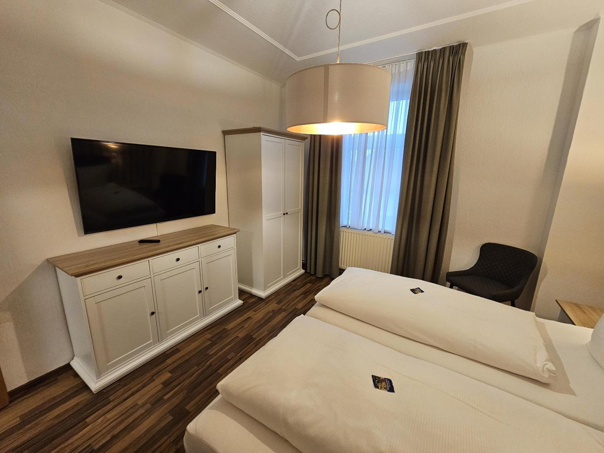 Parkhotel เซนฟ์เทนแบร์ก ภายนอก รูปภาพ